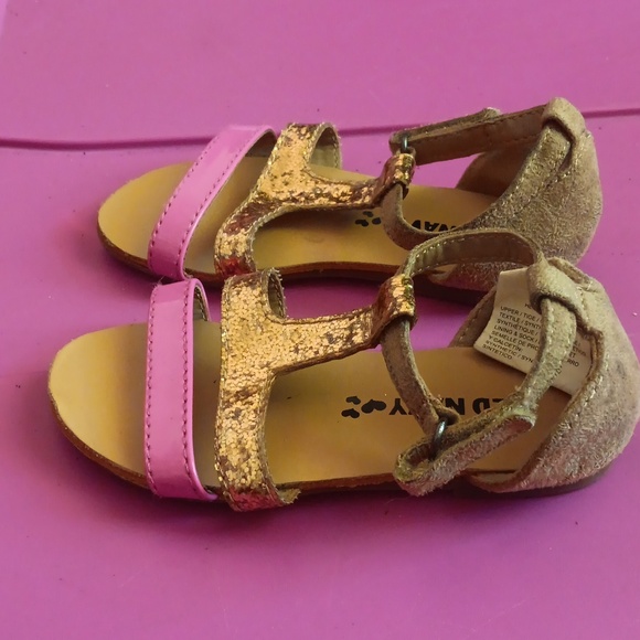 Gold and pink sandals - Picture 2 of 2